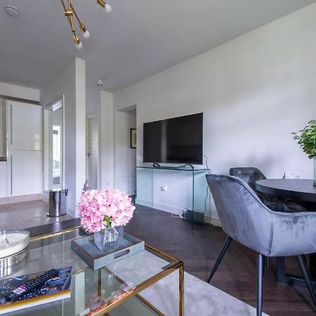 2 Bedroom Modern Urban Sanctuary 1Cc - Cherrydeal Лондон Экстерьер фото