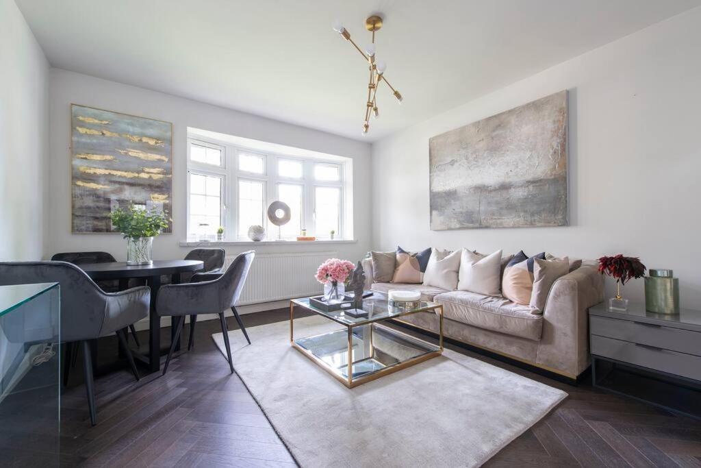 2 Bedroom Modern Urban Sanctuary 1Cc - Cherrydeal Лондон Экстерьер фото